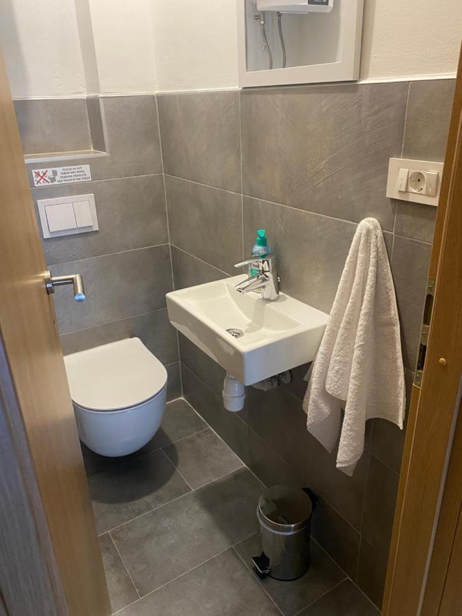 M Plus Residence Pinezići Exteriör bild